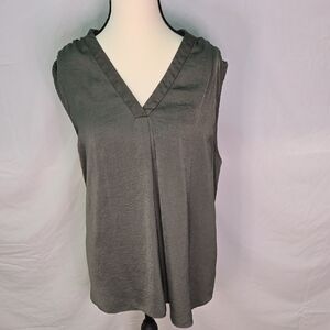 Alfani Sleeveless Green V-Neck Women's Top